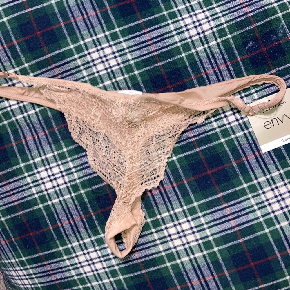 Calvin Klein Envy Lace Thong in Beige